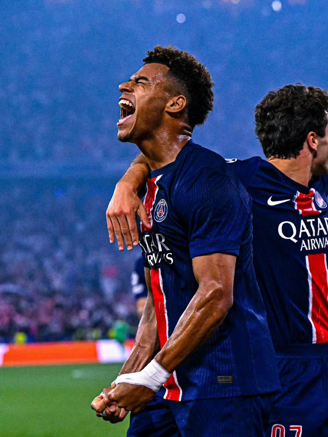 Ming回归赛场,逆转首场状态亮眼,巴黎圣日耳曼观众沸腾!的简单介绍 Ming回归赛场,逆转首场状态亮眼,巴黎圣日耳曼观众沸腾!的简单介绍